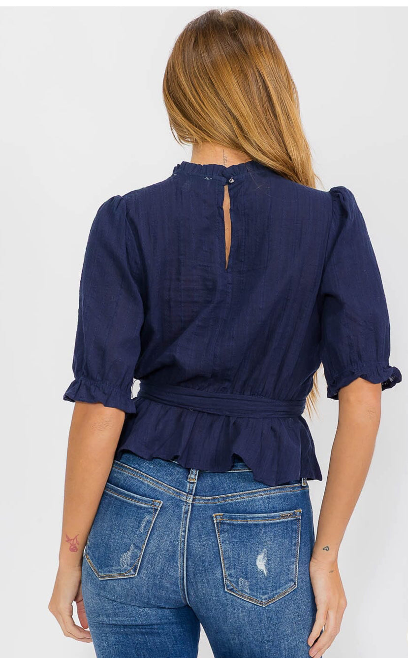 Women’s short sleeve self tie blouse