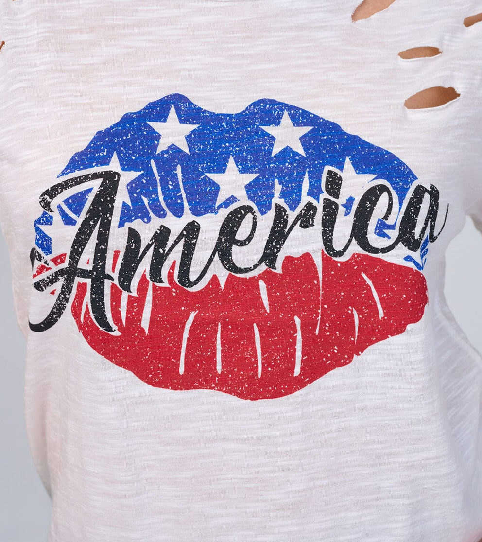 Women’s short sleeve graphic distress top