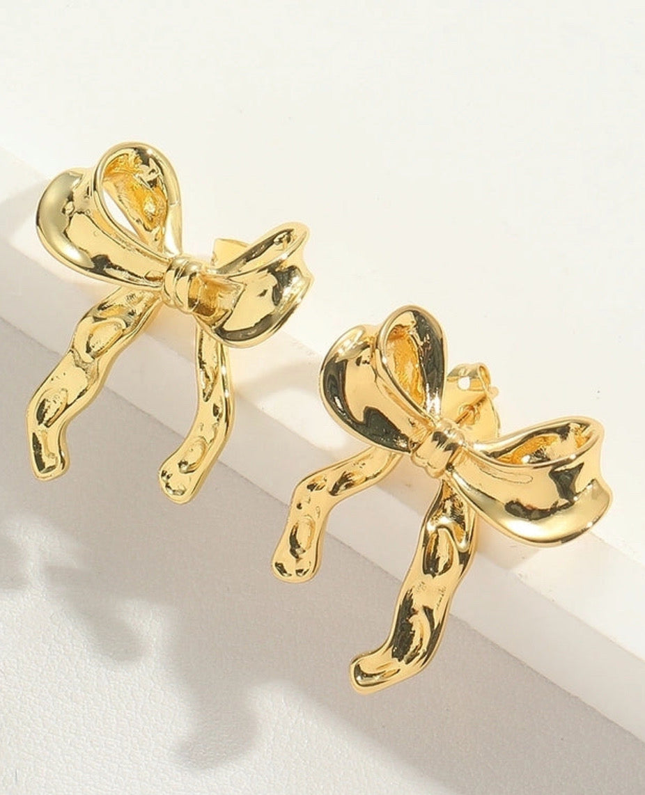 Small bow earrings