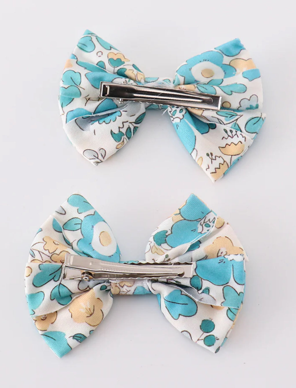 Blue flower 2pc bows