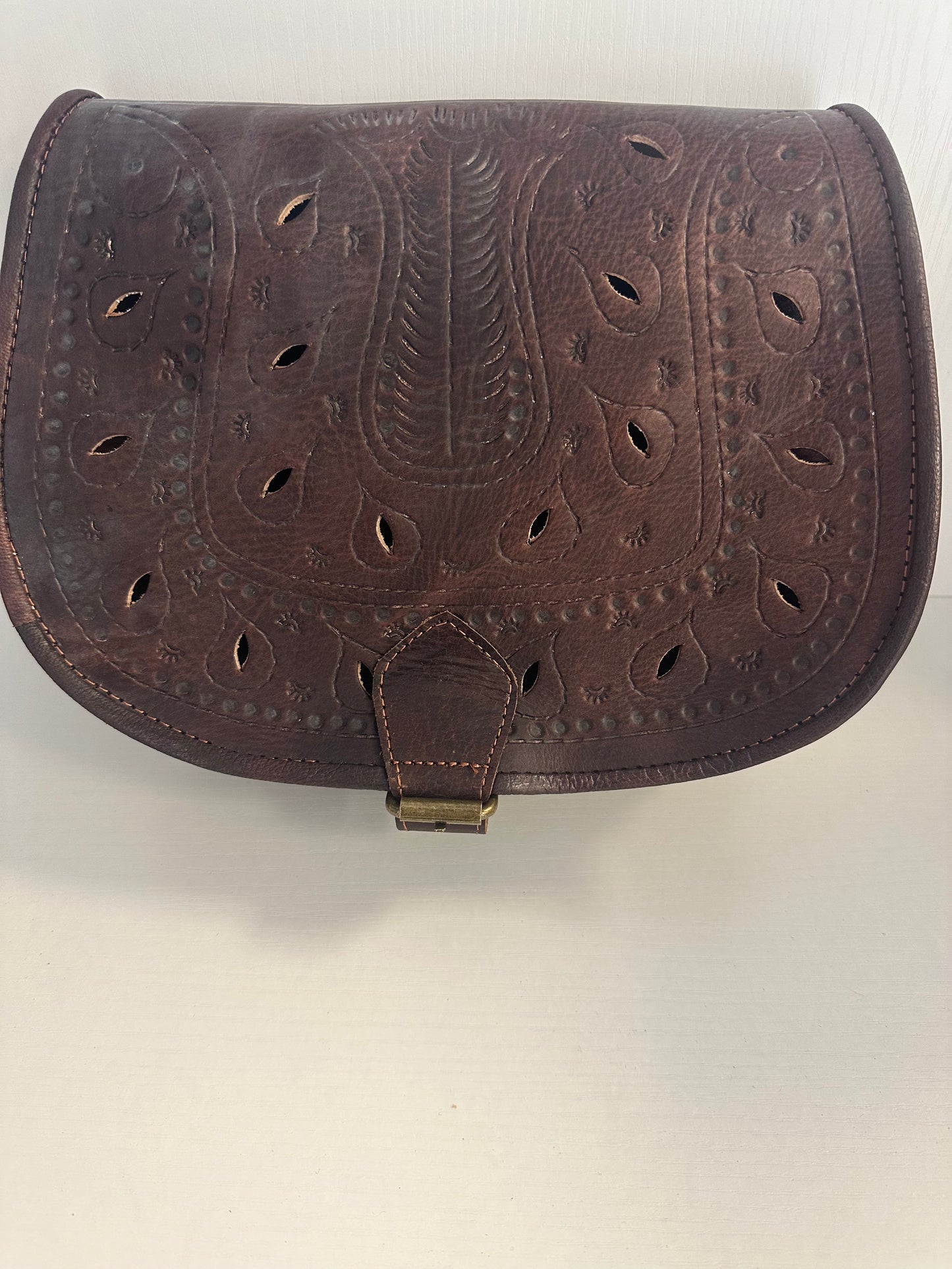 Medium Alyssa leather crossbody