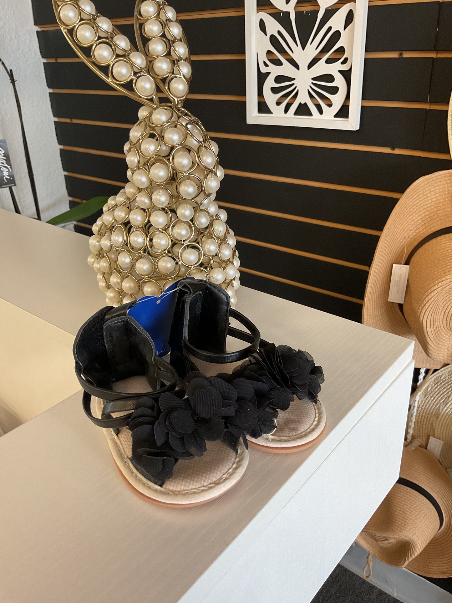 Black flower baby shoes