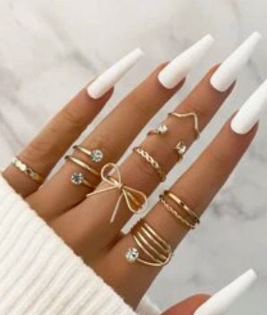 Set of 9 rings