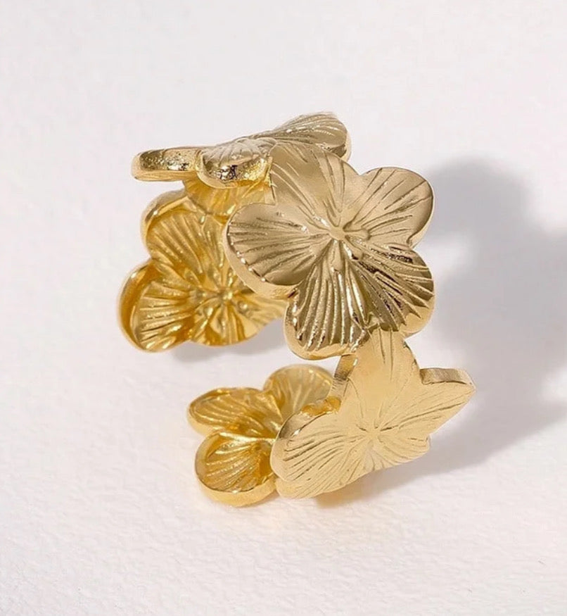 Silver and gold flower ring