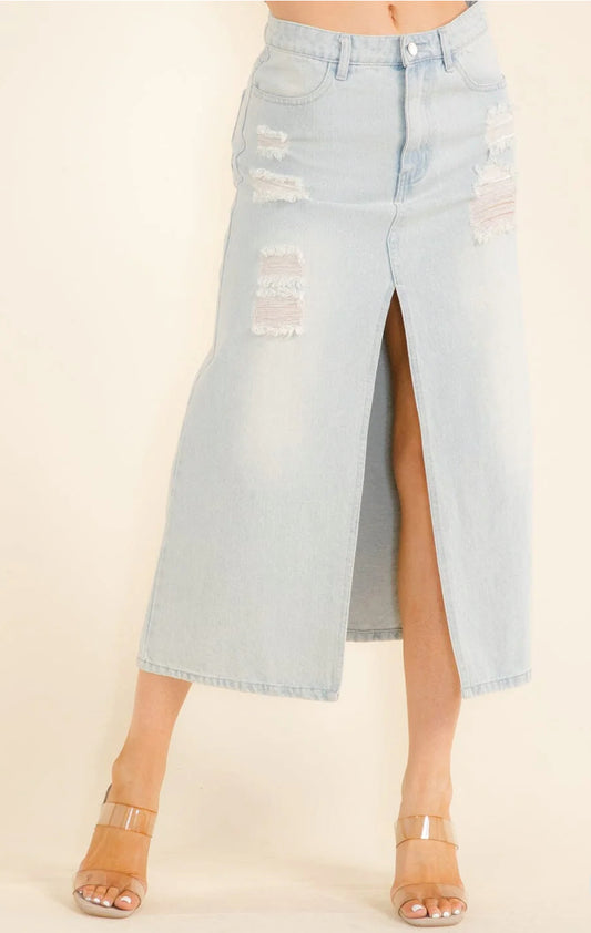 WOMEN'S BUTTON CLOSURE POCKETS FRONT SLIT DISTRESS DENIM MAXI SKIRT