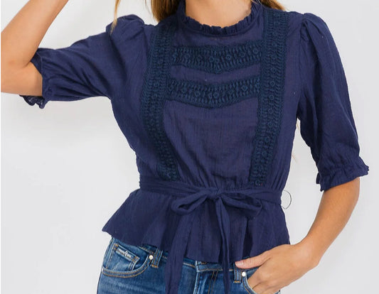 Women’s short sleeve self tie blouse