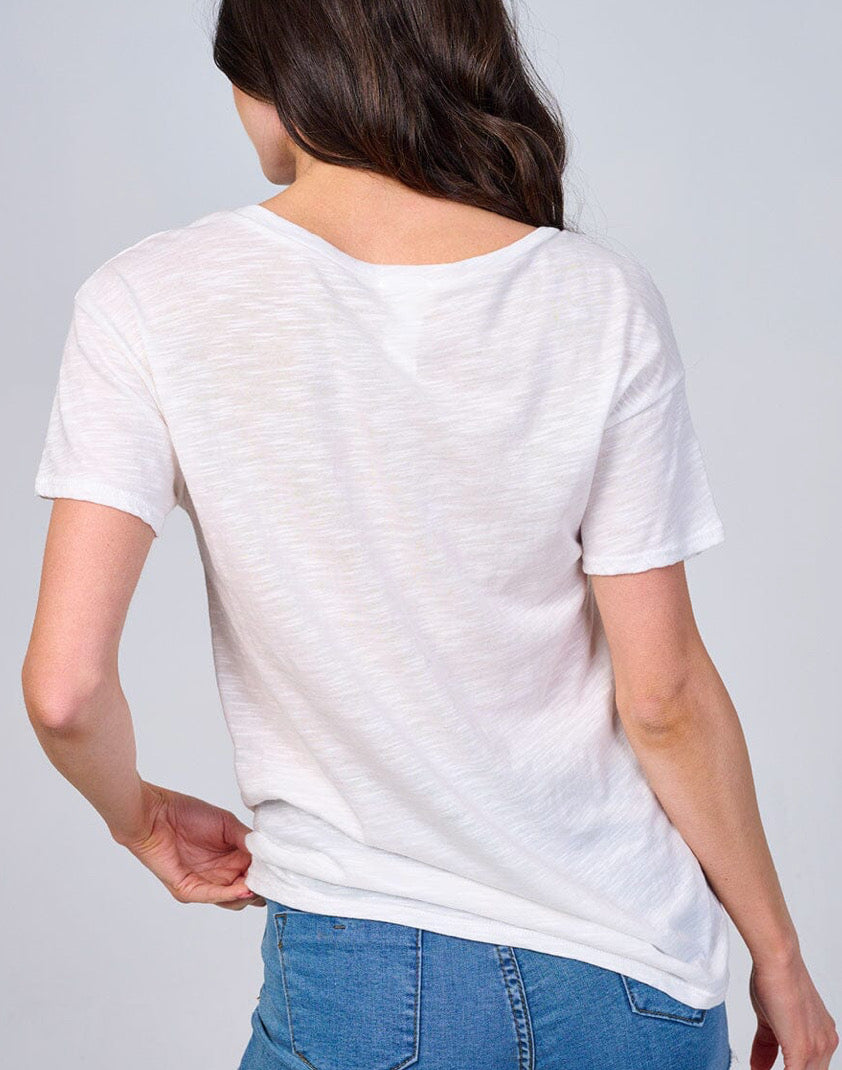 Women’s short sleeve graphic distress top