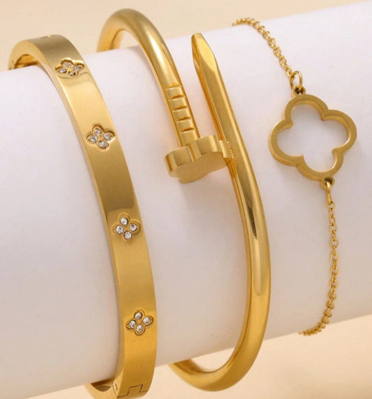 Set of 3 bracelets
