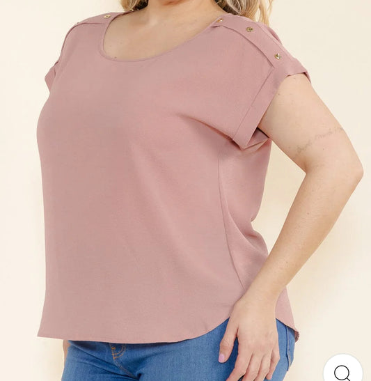 PLUS SIZE SHORT SLEEVE BUTTON DETAILED BLOUSE