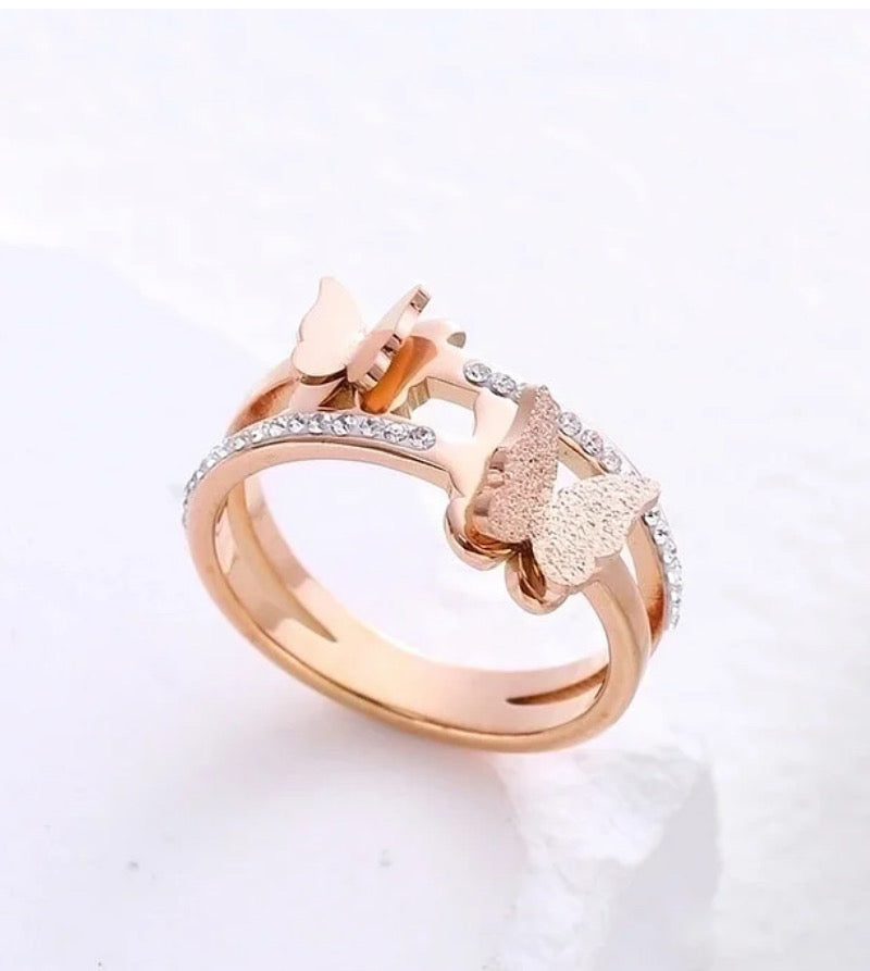 Butterfly rings