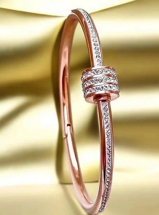 Rose bracelet