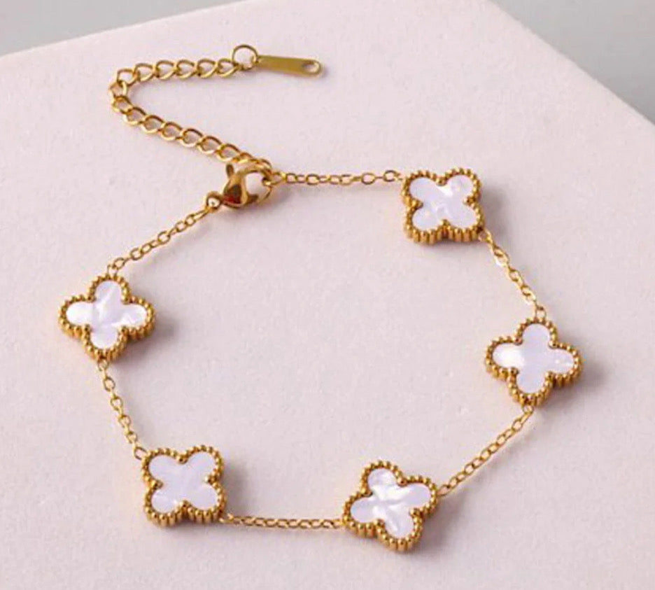 White and gold bracelet
