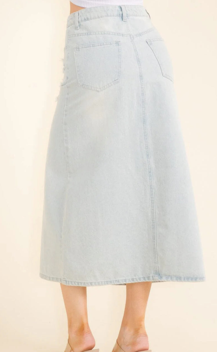 WOMEN'S BUTTON CLOSURE POCKETS FRONT SLIT DISTRESS DENIM MAXI SKIRT