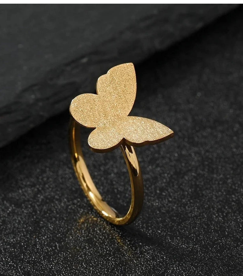 Butterfly rings