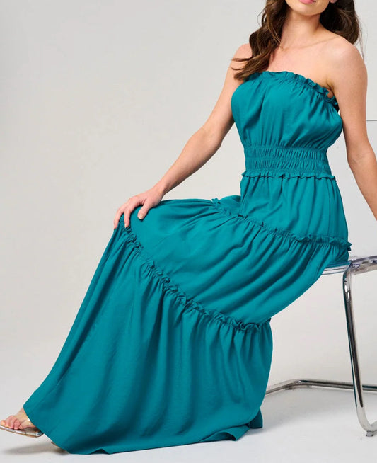 WOMEN'S SLEEVELESS SMOCK WAIST TIERED MAXI DRESS