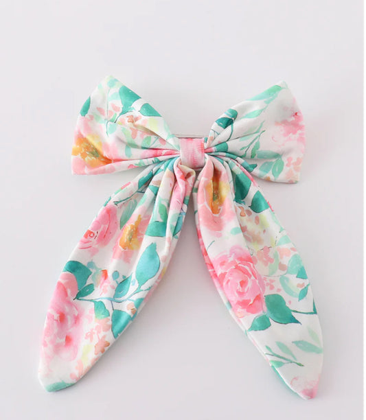 Large pink flower bow