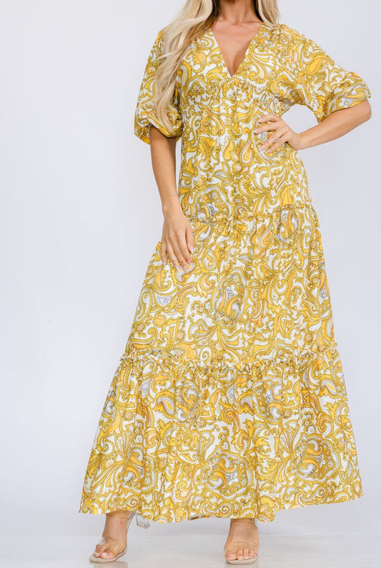 WOMEN'S SHORT SLEEVE V-NECK TIERED PAISLEY PRINT OPEN BACK MAXI DRESS