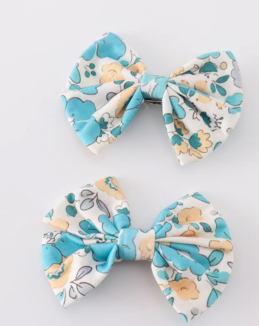 Blue flower 2pc bows
