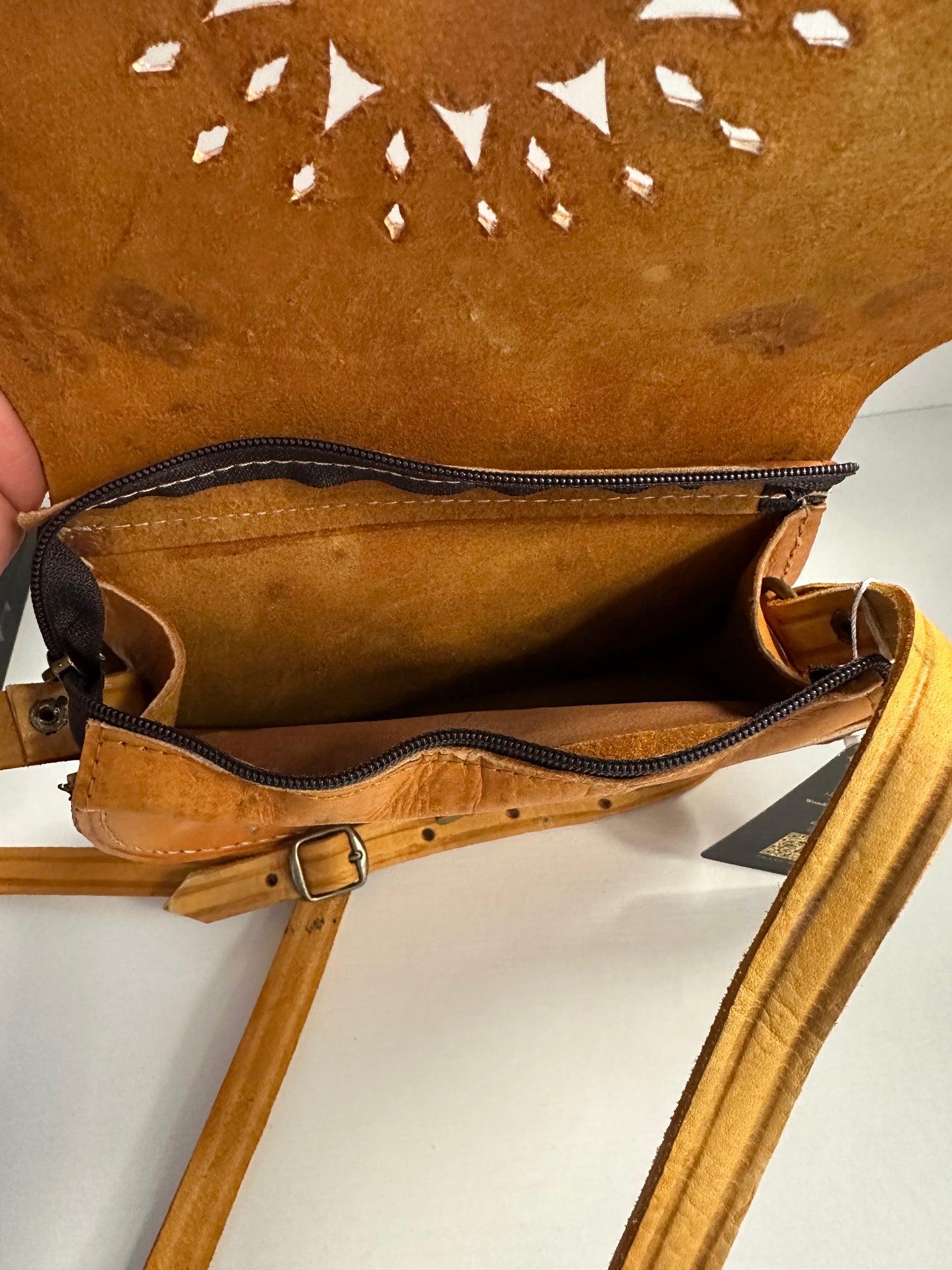 Small Aaliyah leather cross body with blue stone