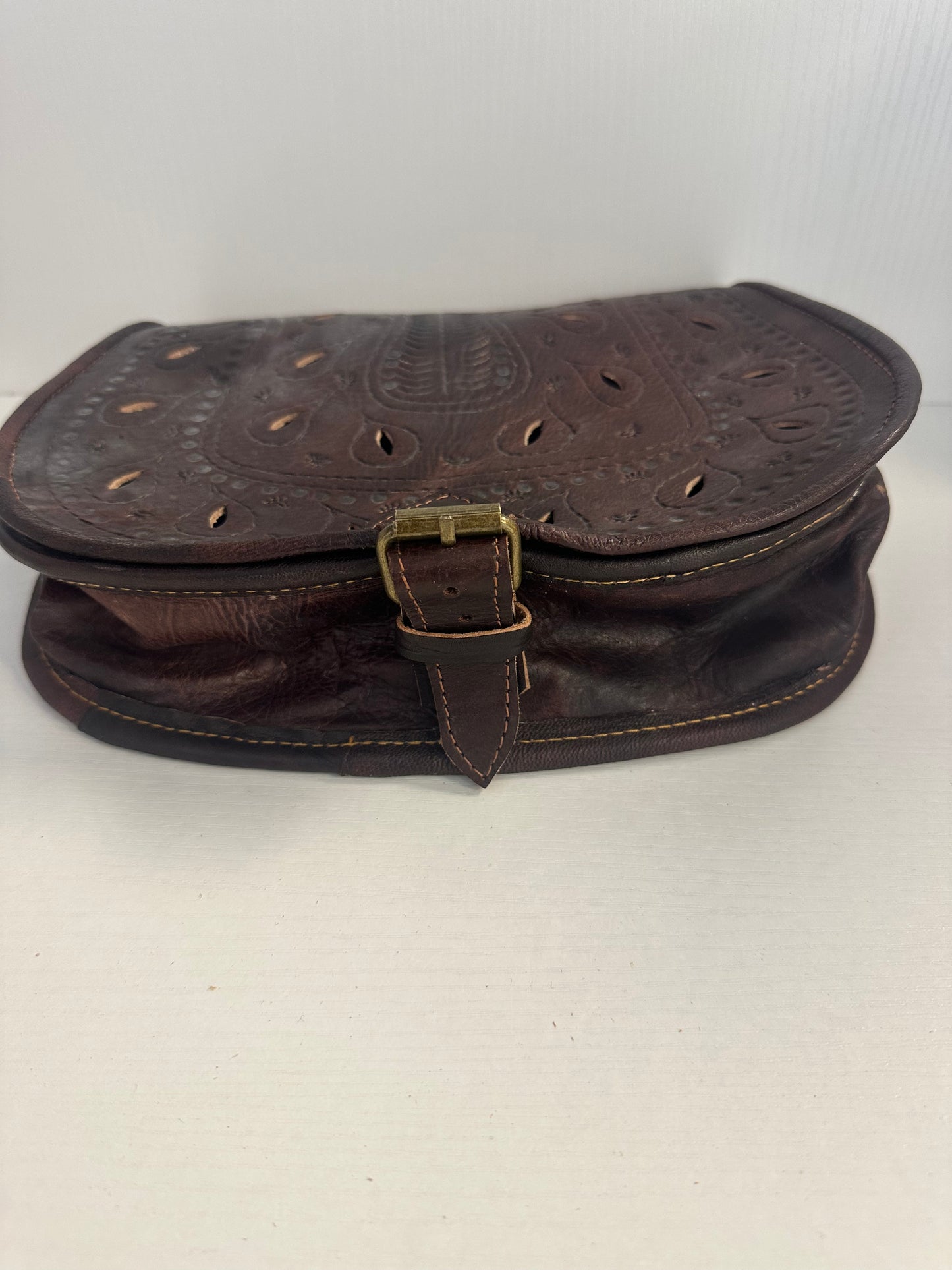 Medium Alyssa leather crossbody