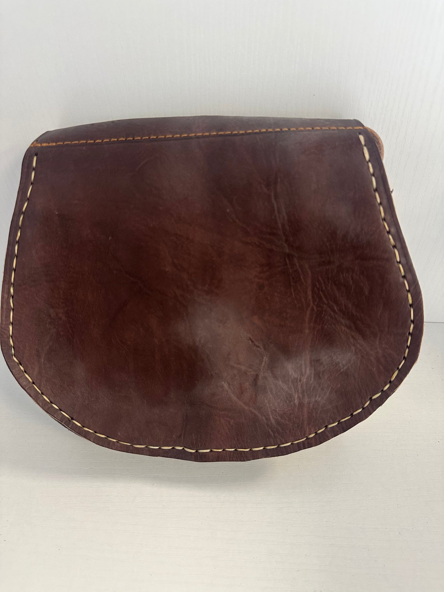 Small Aaliyah leather crossbody with blue stone