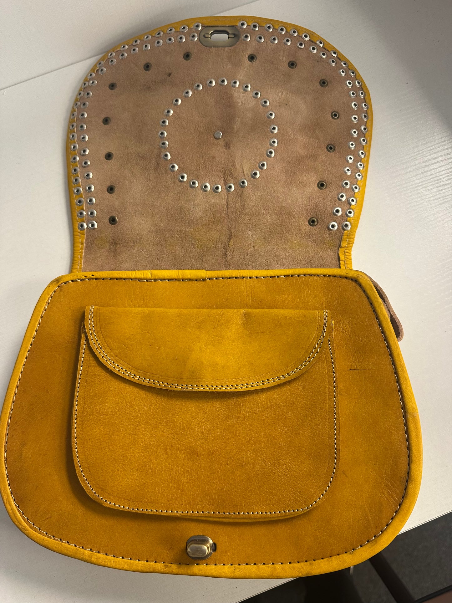 Medium Aaliyah crossbody bag with green stone