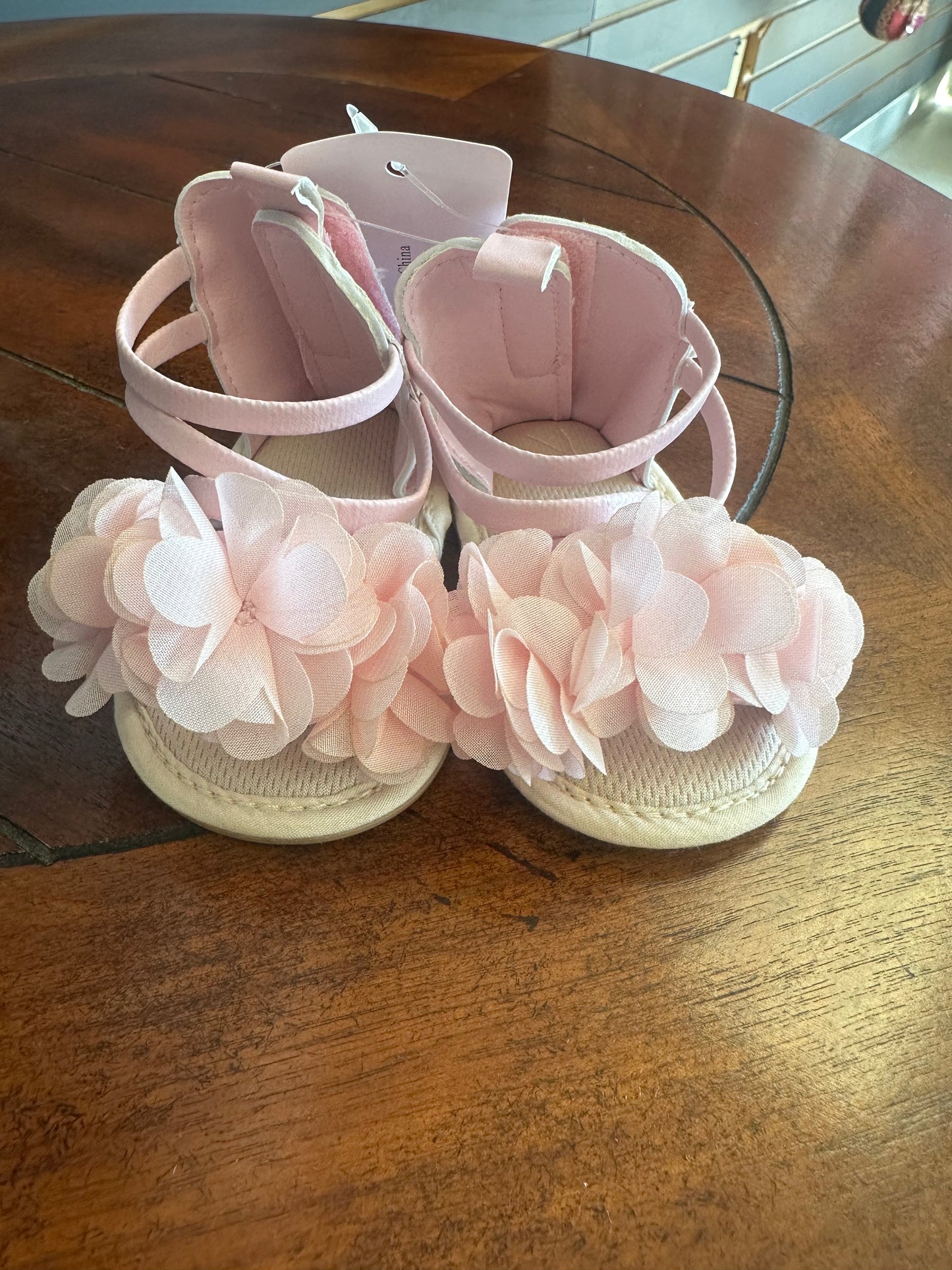Light pink flower baby shoes