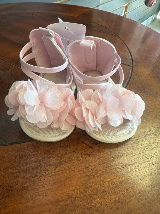Light pink flower baby shoes