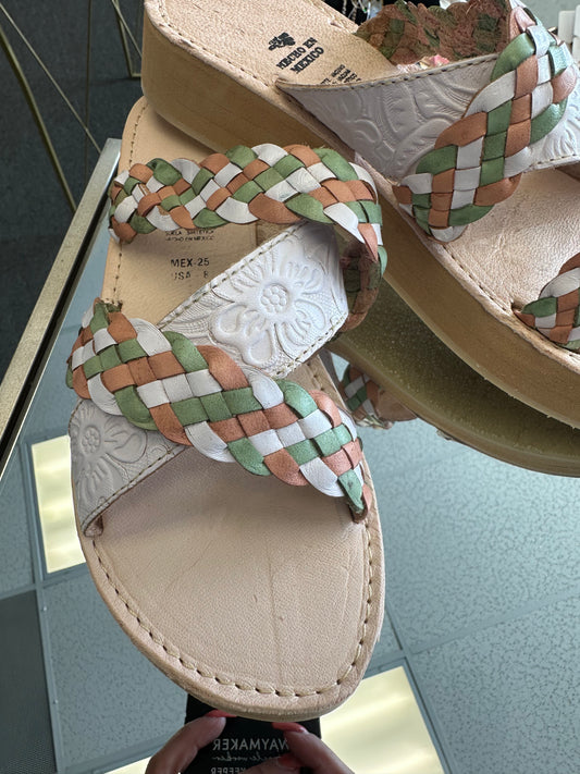 Multicolor leather sandals