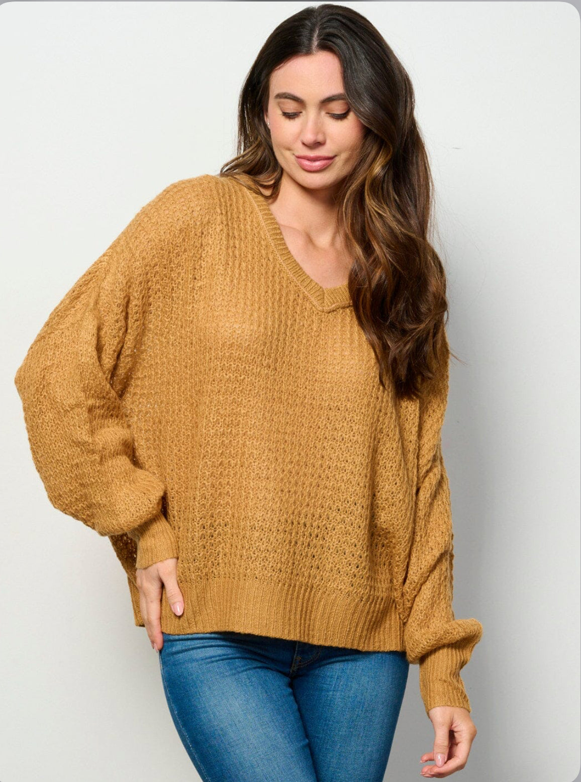 Women’s long sleeve V-Neck pullover sweater