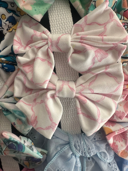 White and pink small bows