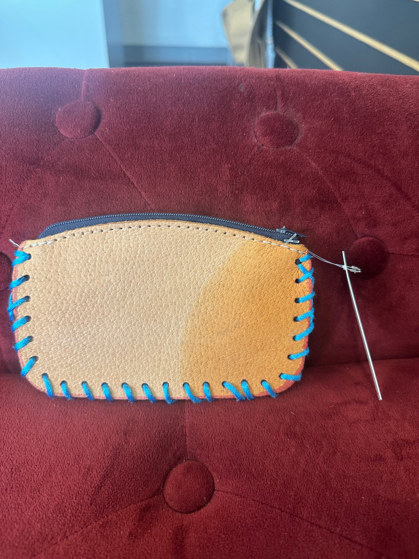 Leather coin purse flower
