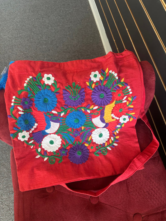 Long cloth purse, embroidered